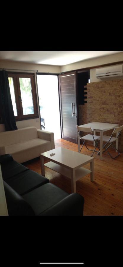 Nicosia Central Suites Apartments Esterno foto